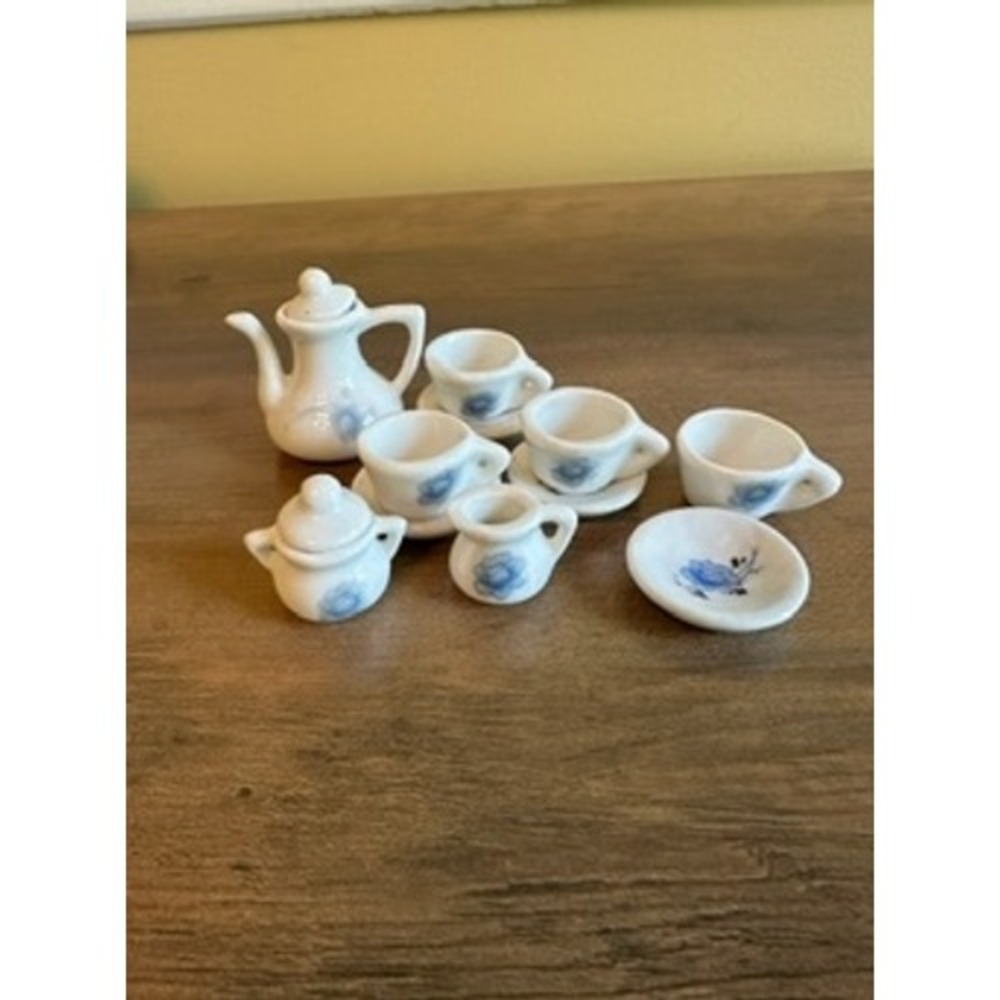 11 pc. Miniature‎ Tea Set Porcelain Floral Dollhouse Teapot Cups Saucers China